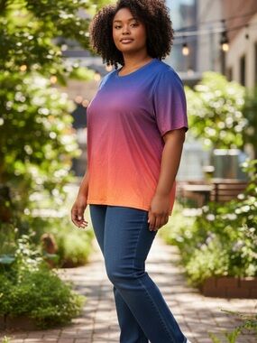 NWT: BloomChic size 22/24 Short Sleeve soft tee